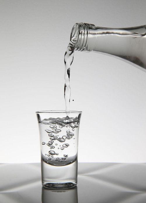 国产白酒喝法视频大全,视频大全带你领略酒文化魅力